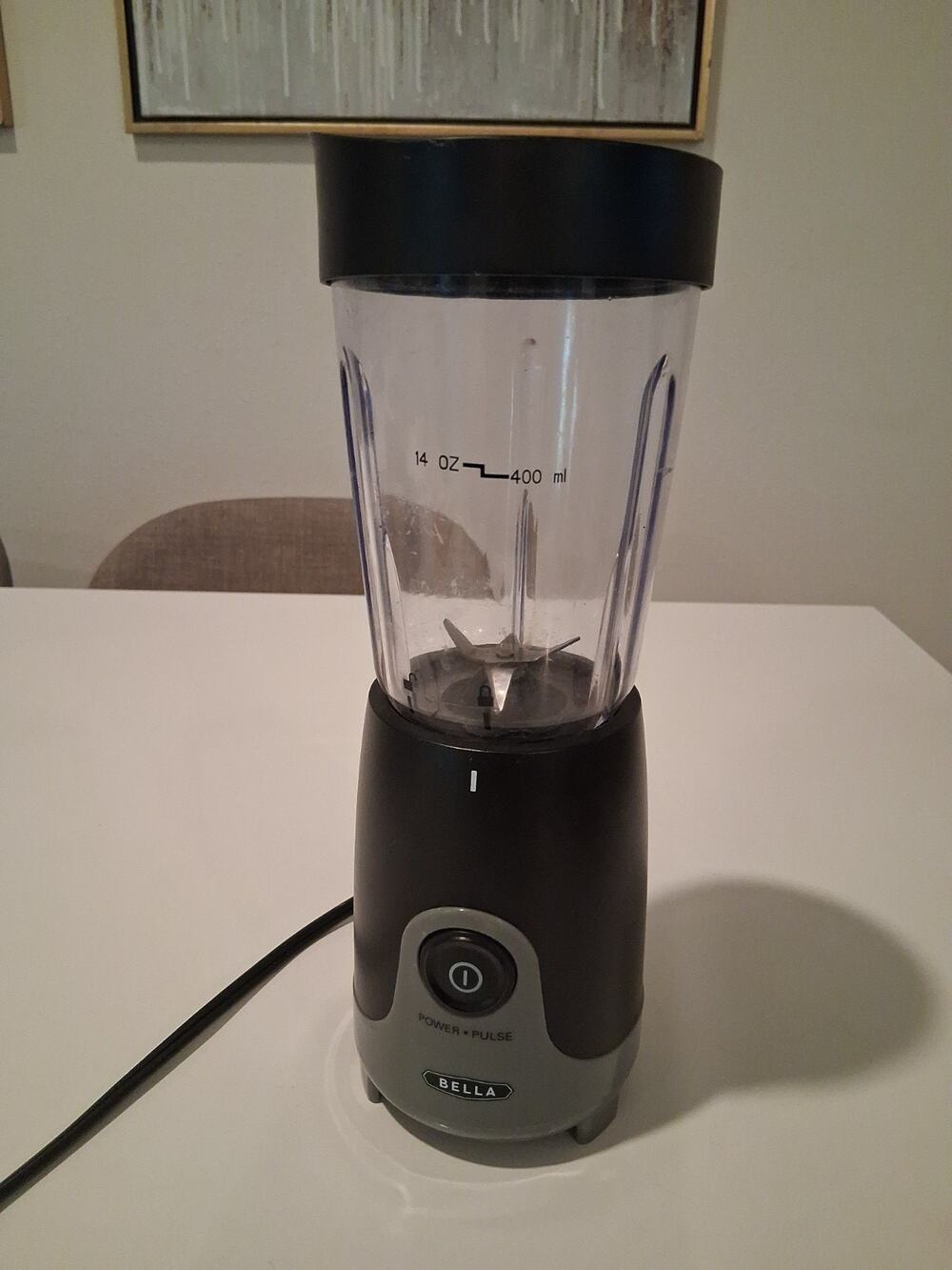 Bella Personal Blender 42871B1 Single Serve Smoothie Maker Black 240W Tested